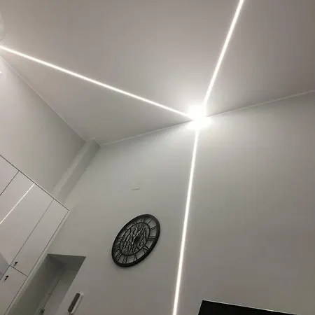 Mnw * ワルシャワ